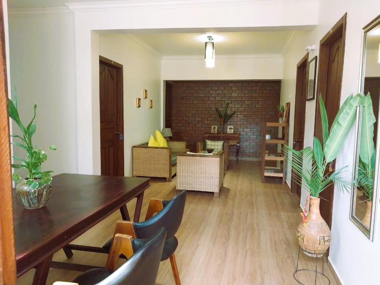 Angkor Dino B&B Siem Reap Exteriör bild