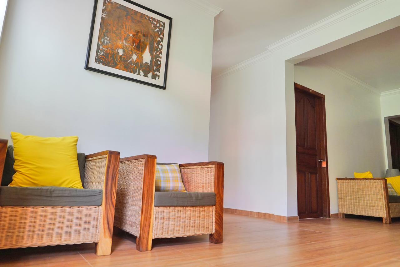 Angkor Dino B&B Siem Reap Exteriör bild